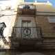 Spostando l�attenzione invece sul balcone che affaccia su via Roma...